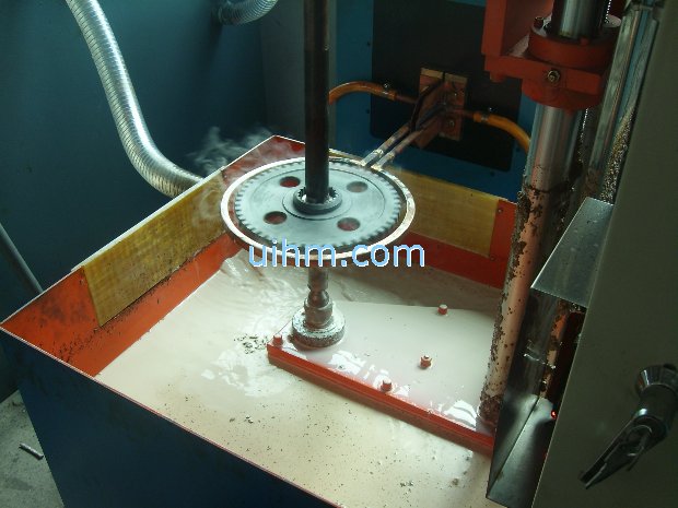 induction quenching gear by 80KW induction heater (UM-80AB-HF)