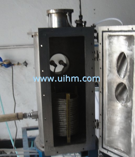 induction melting by vacuum furnace