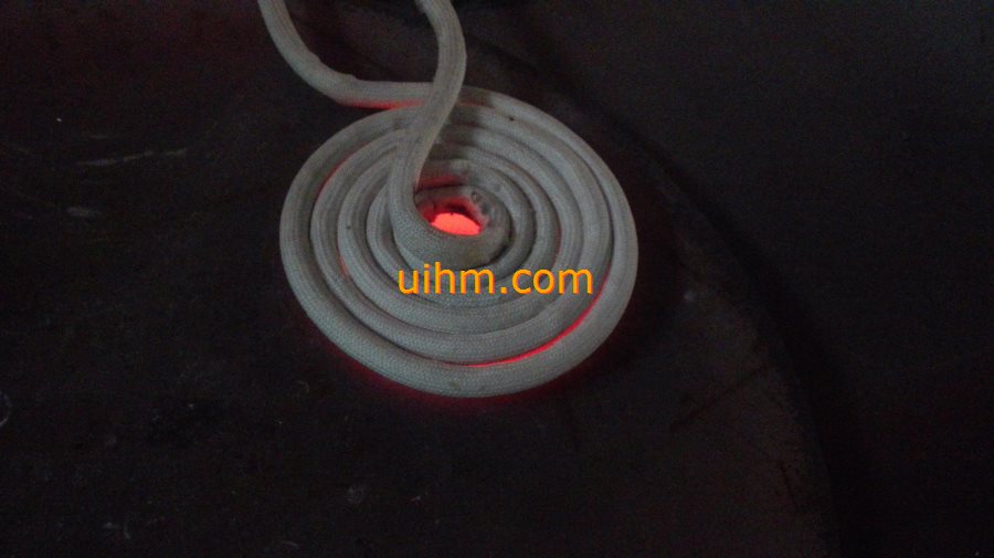 induction heating steel plate surface by pancake induction coil (2)