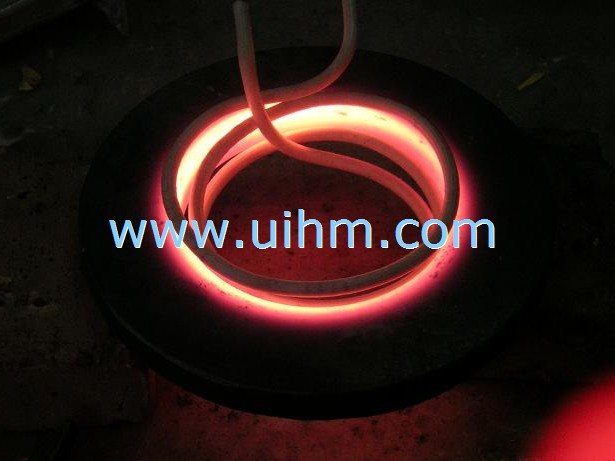 Large metal internal bore induction heat treatment