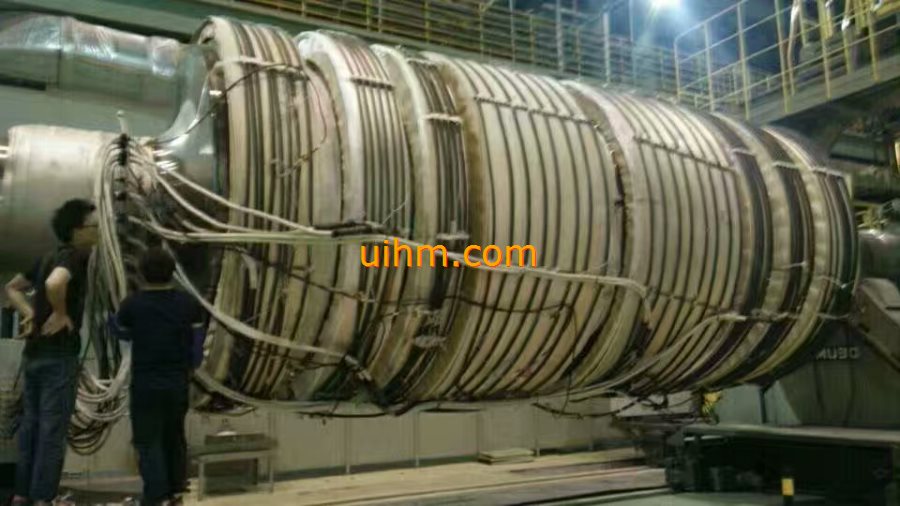induction preheating hydroturbine shaft by full air cooled DSP induction heating machine
