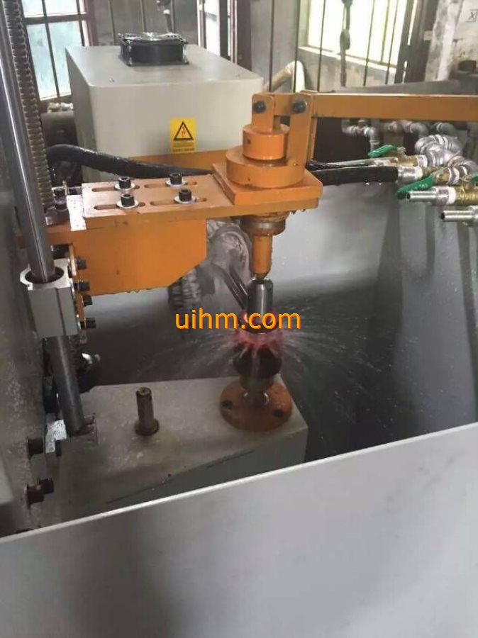 induction quenching axle by vertical quenching machine
