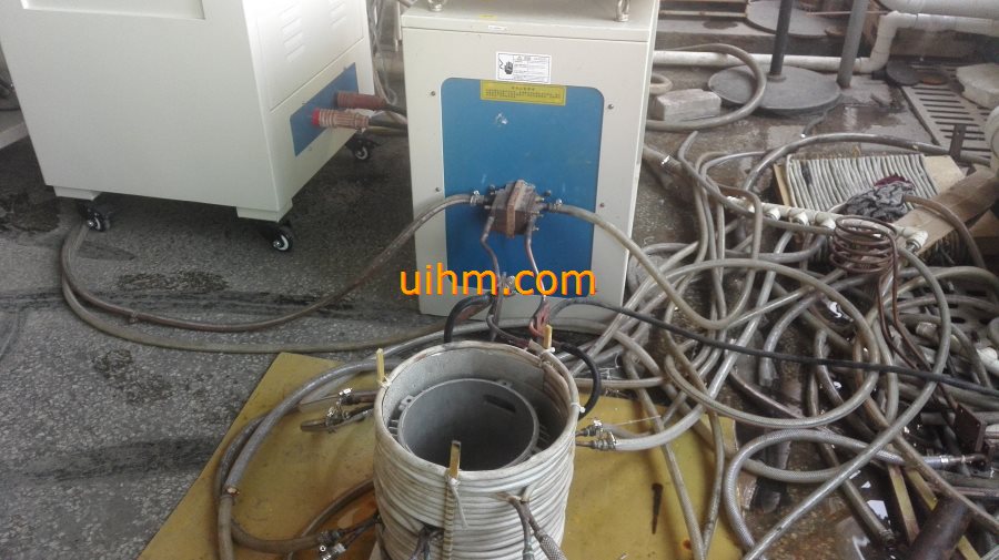 induction shrink fitting aluminum motor frames to 350 celsius degree in 50 seconds by 60KW machine and customized induction coil (11)