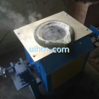 induction melting steel powder by tilting furnace and mf induction heater