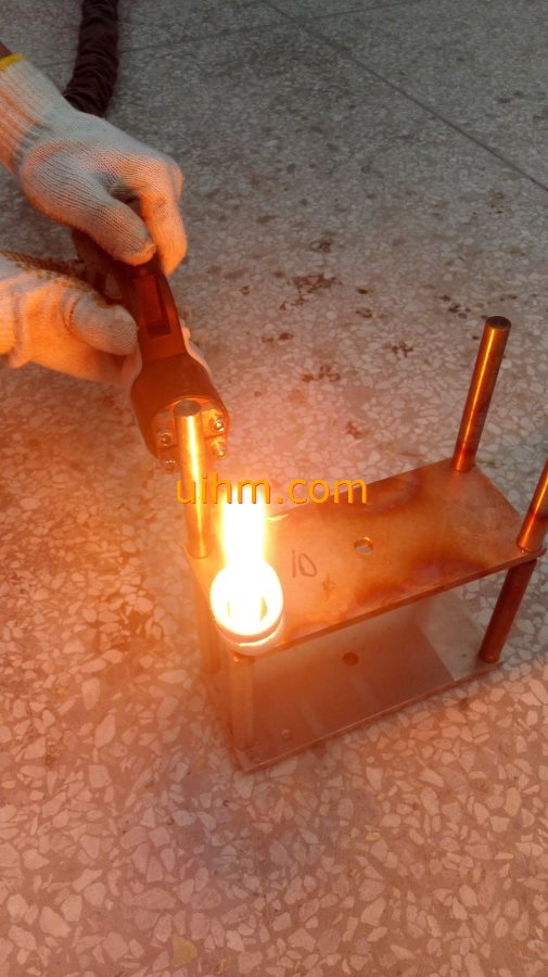 water cooled flexible handheld induction coil for heating SS steel pipes (1)