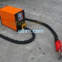 handheld induction heating machine for heating steel surface