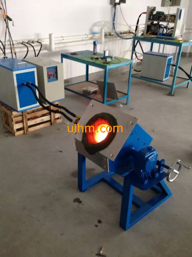 induction melting machines with tilting furnace_04