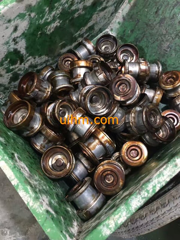 induction melting aluminium for casting wire wheel (3)